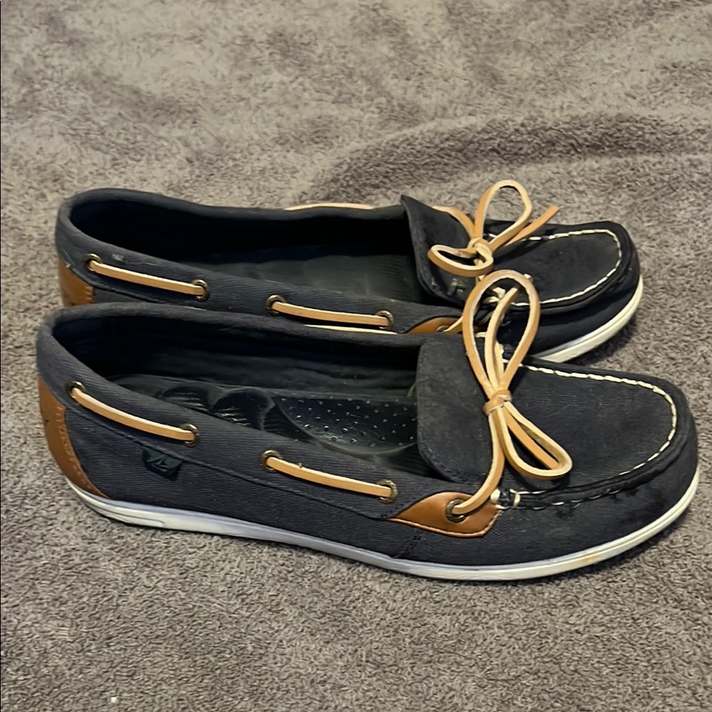 Sperry Women's Black and Tan Moccasins